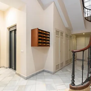 https://apartamentos-raquel.es-andalucia.com
